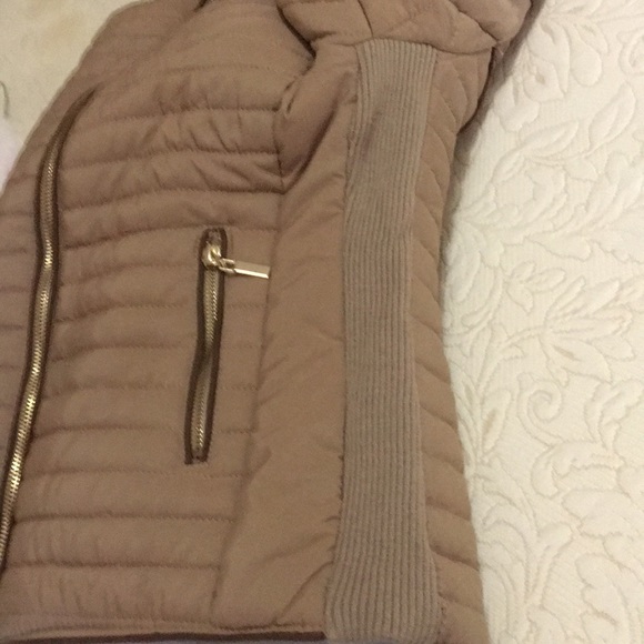 Light jacket,size M - Picture 6 of 8